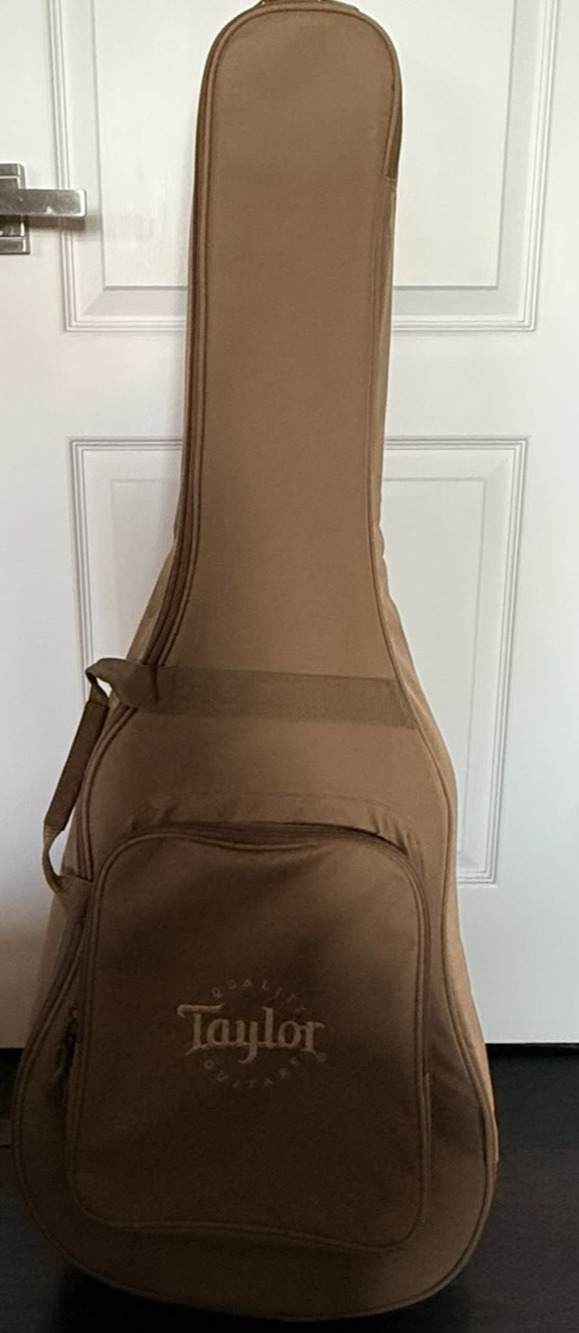 Taylor Acoustic Guitar Structured Gig Bag Tan Dreadnought Grand Auditorium Case